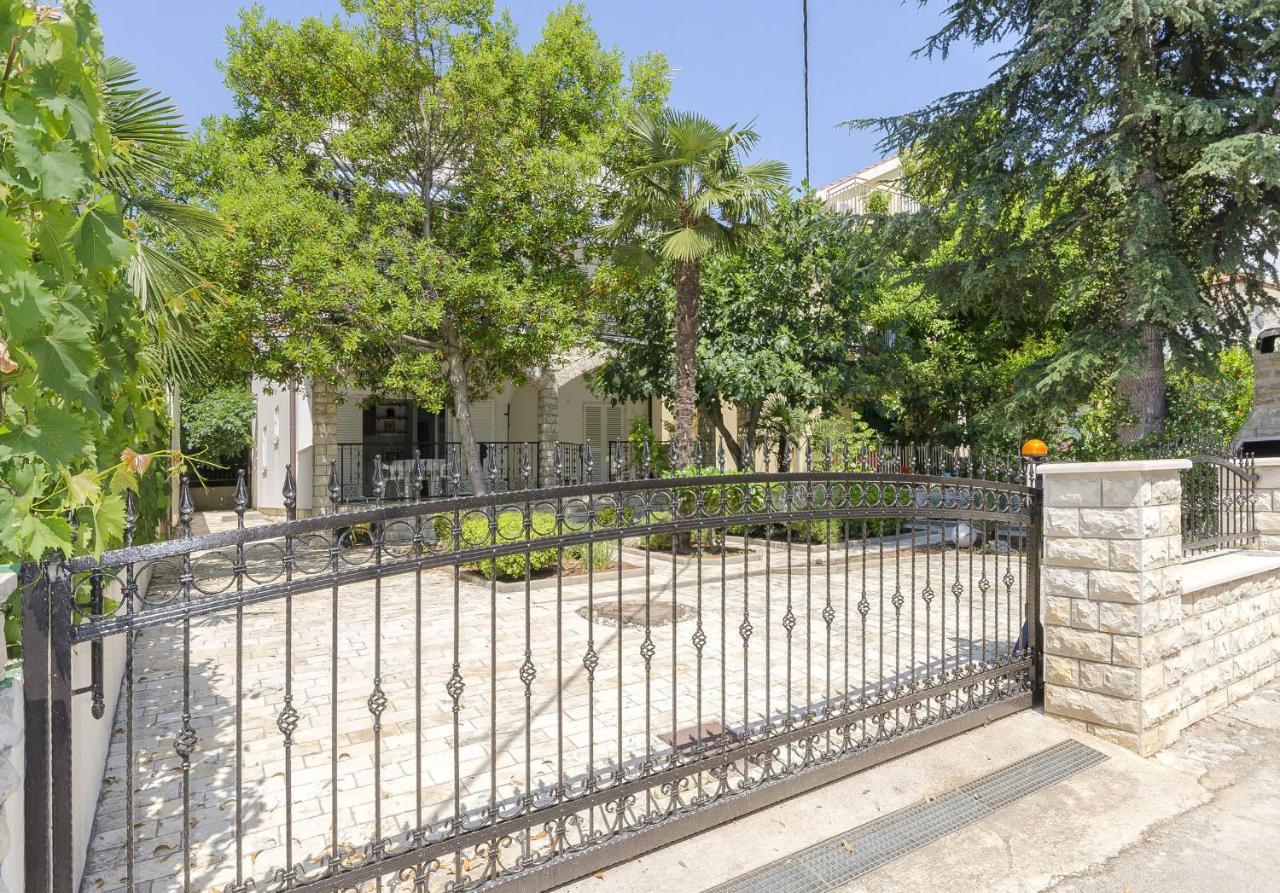 Apartments Karolina Vodice Extérieur photo