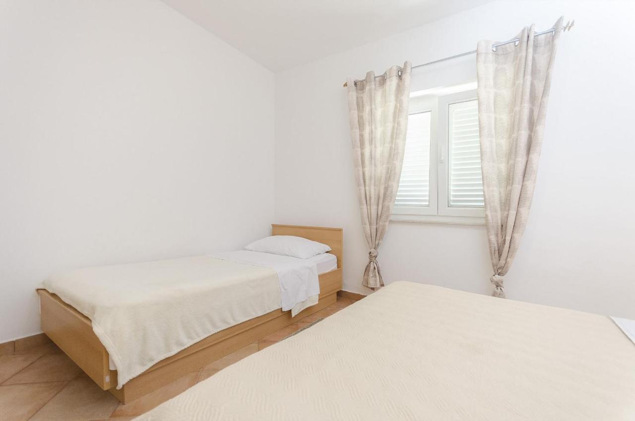 Apartments Karolina Vodice Extérieur photo