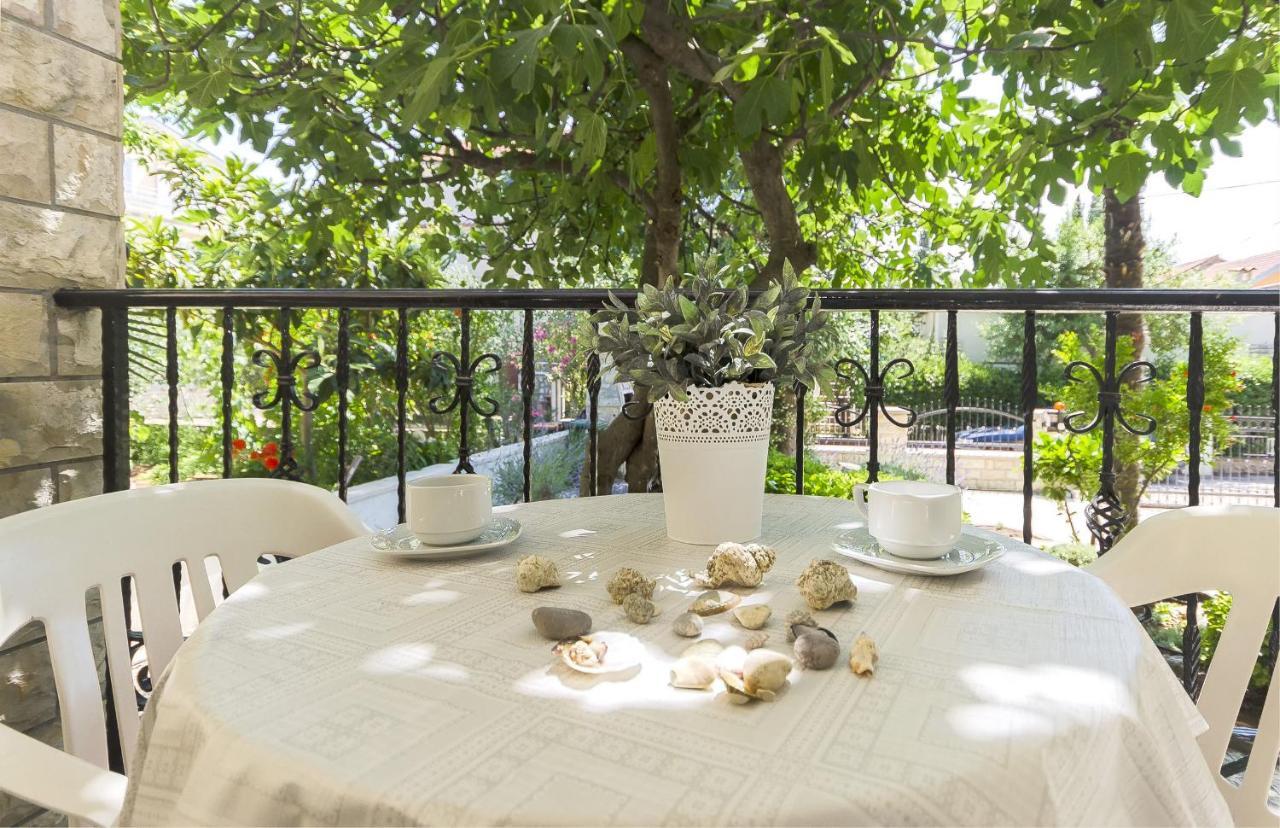 Apartments Karolina Vodice Extérieur photo