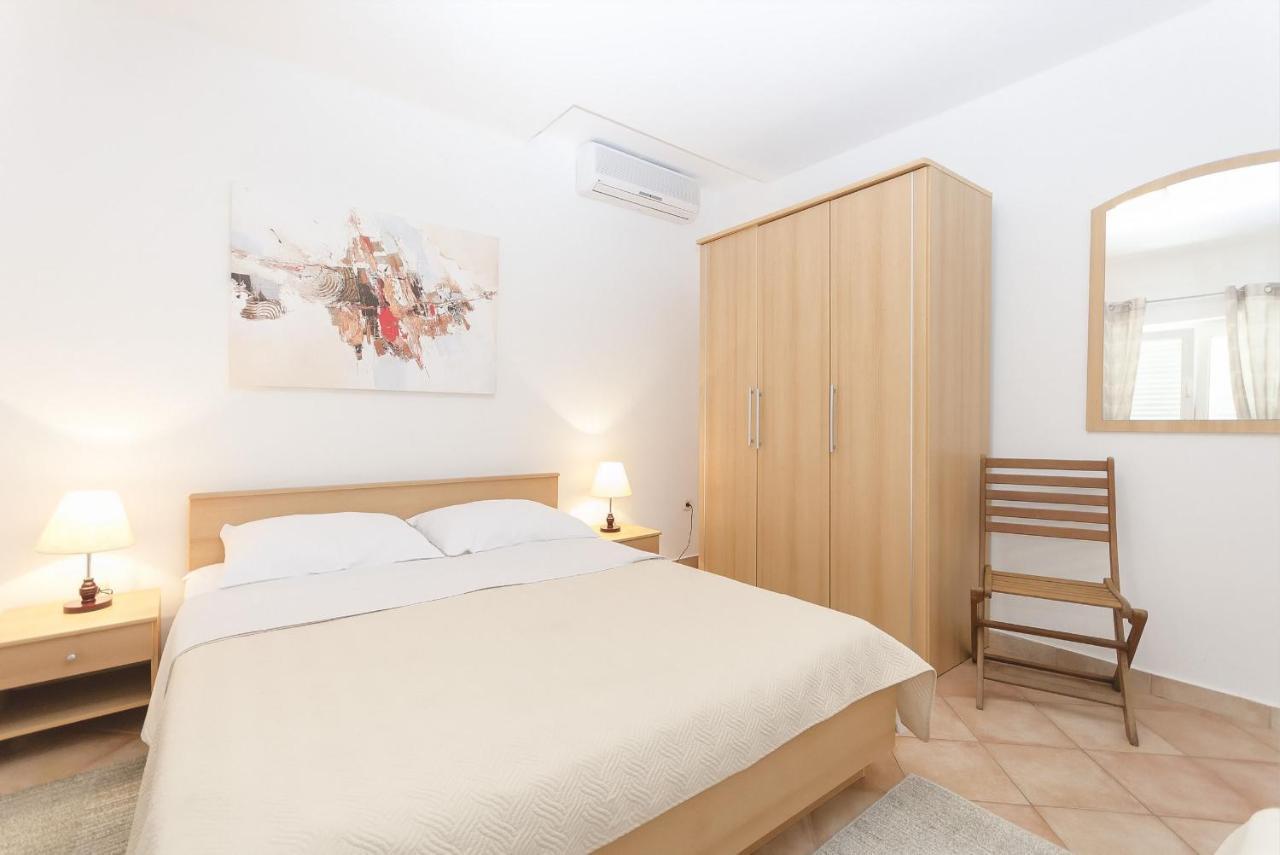 Apartments Karolina Vodice Extérieur photo