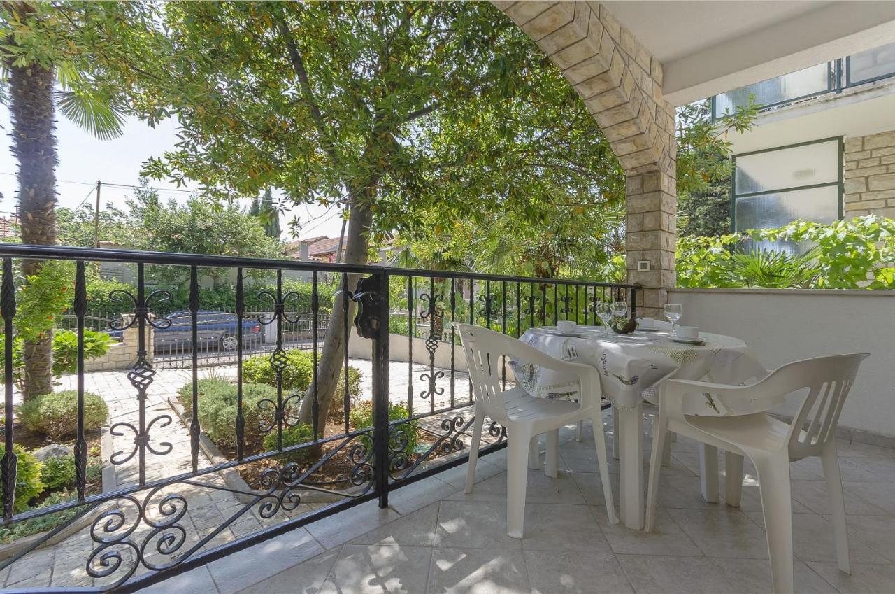 Apartments Karolina Vodice Extérieur photo