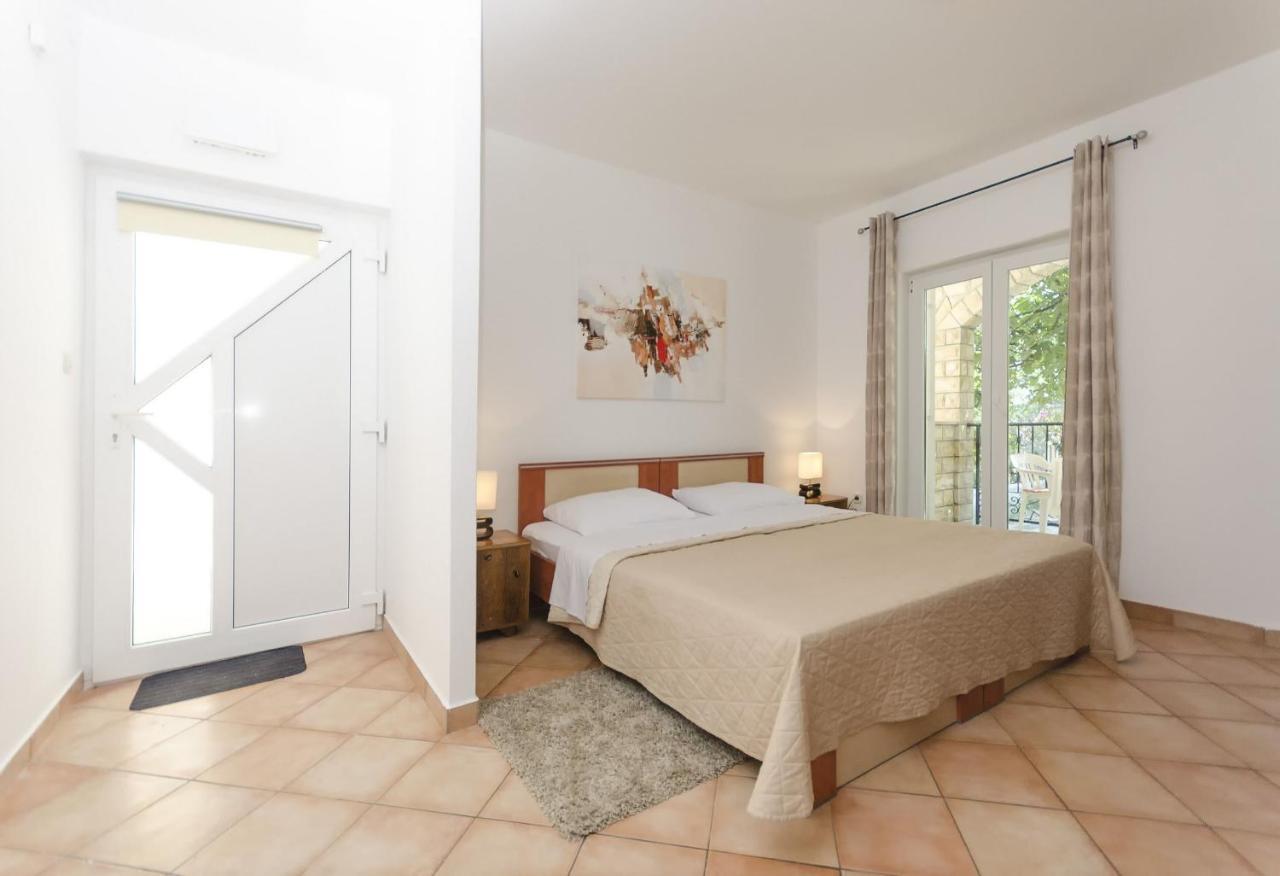 Apartments Karolina Vodice Extérieur photo